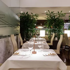 4* Hotel Western Universo