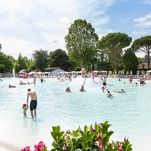 Feriepark Hu Altomincio Village