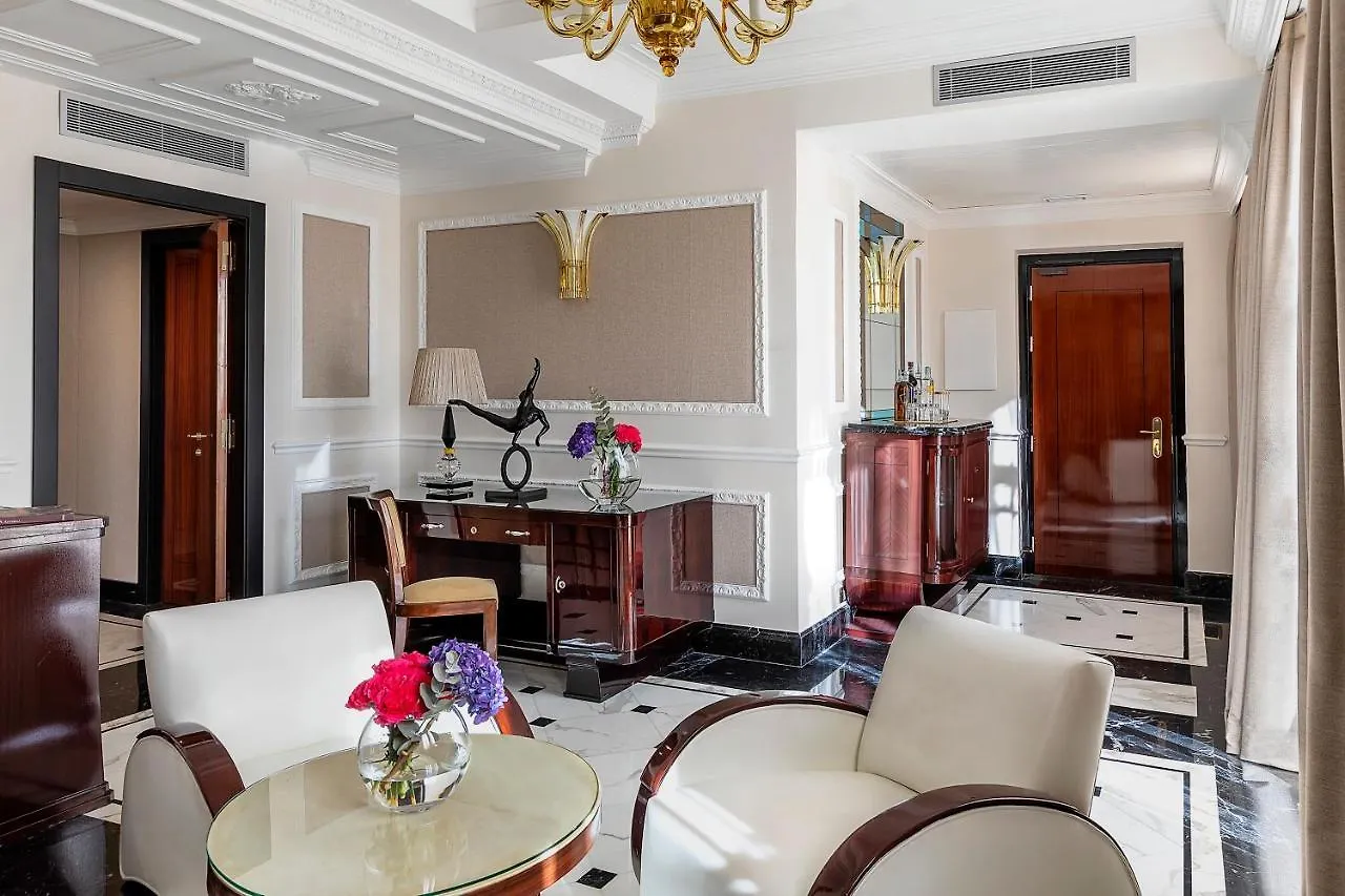 *****  Baglioni Hotel Regina - The Leading Hotels Of The World Rome Italy